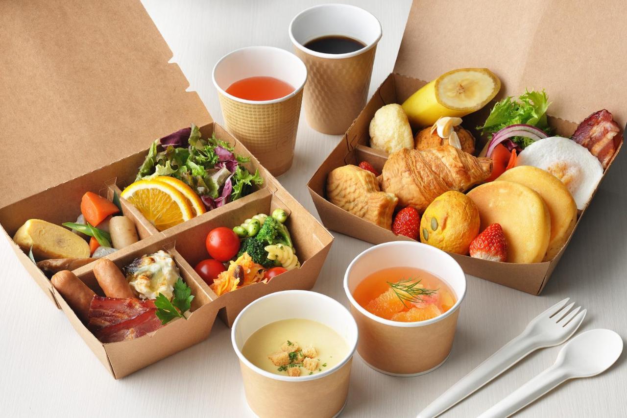Omo Kansai Airport By Hoshino Resorts Izumisano Exterior photo A selection of inflight meals
