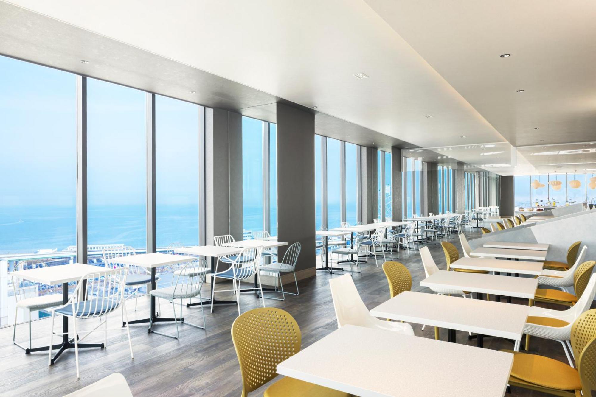 Omo Kansai Airport By Hoshino Resorts Izumisano Exterior photo The 360° Restaurant